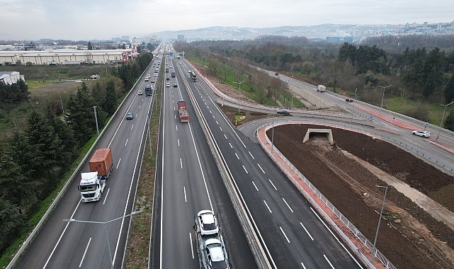 Stadyuma bağlanan yolun tamamlanan bölümleri trafiğe açıldı – GÜNDEM