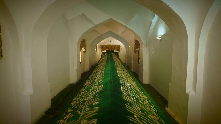 Kartpostallar Hz. Daniel'in mezarında | Euronews