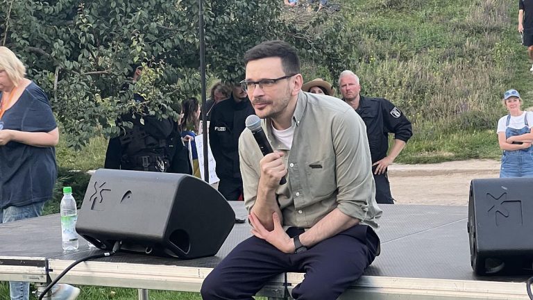 Esir değişimi sırasında serbest bırakılan Yashin, savaş karşıtı bir çağrıda bulundu: Ukrayna'yı Putin'den kurtarın