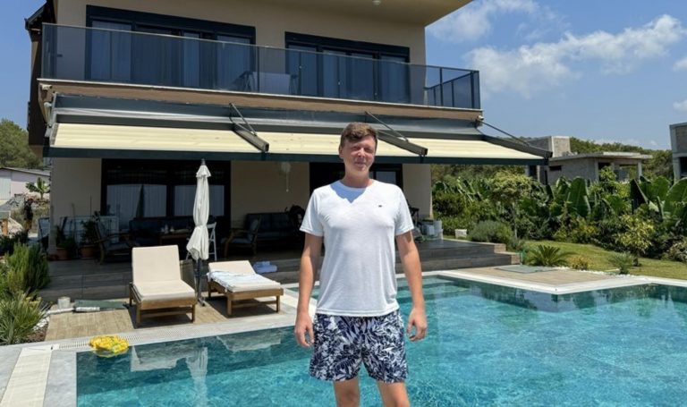 Antalya'da 100 milyon dolarlık banknot için Ruslar arasında kavga! İşkence iddiası – Son Dakika Türkiye Haberleri