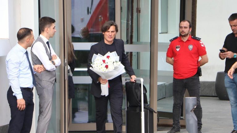 Ay-Yıldızlı oyuncular İzlanda’ya taşındı – Son Dakika Futbol Haberleri