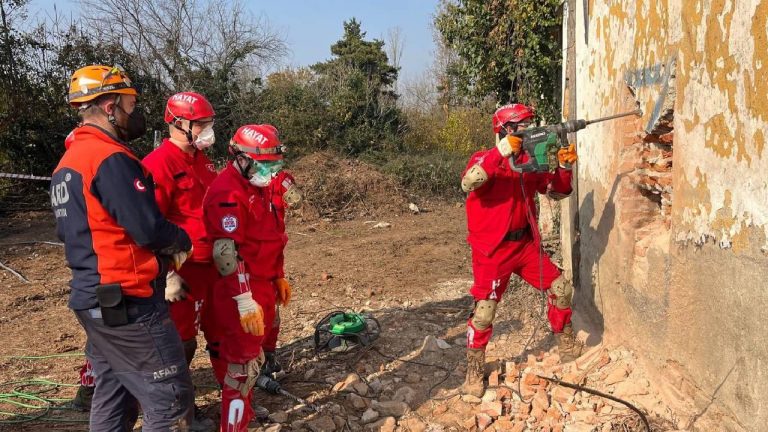 Sakarya’da bölgesel deprem tatbikatı yapıldı