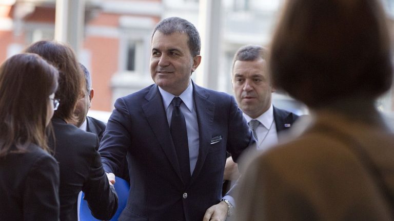 AK: “Doğrusu örgütün dağılmasıdır”