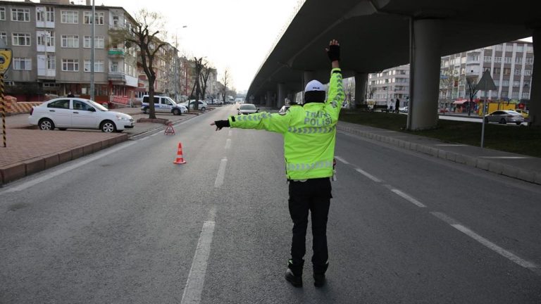 Yarın İstanbul’da bazı yollar trafiğe kapalı olacak