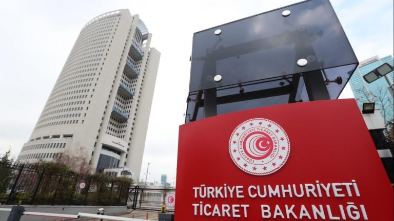 988 Personel Ticaret Bakanlığı’na alınacak