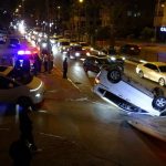 Antalya’da alakasız kaza! Sığınağa çarptı, takla attı, burnu da kanıyordu