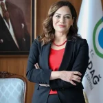 Candan Yüceer’den operasyonlara sert tepki: ‘Demokrasiyi, adil yargılanma hakkını savunmaya devam edeceğiz!’ – Son Dakika Siyaset Haberleri