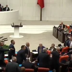 TBMM’de ‘ayı’ tartışması: ‘Sensin ayı, geri zekalı, ahlaksız herif!’ – Son Dakika Siyaset Haberleri