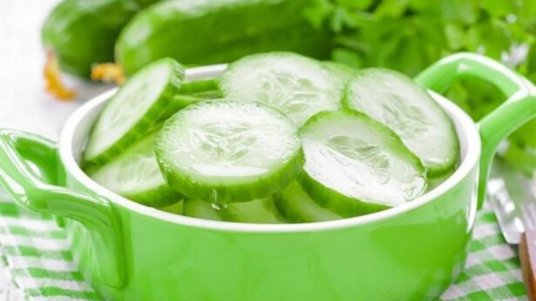 Mucizevi besin: Salatalığın Zayıflamaya Faydaları Nelerdir? Salatalık Suyu İçerek Zayıflamak Mümkün Müdür?