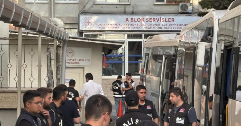 Aziz İhsan Aktaş suç örgütü soruşturmasında yakalanan zanlılar adliyede