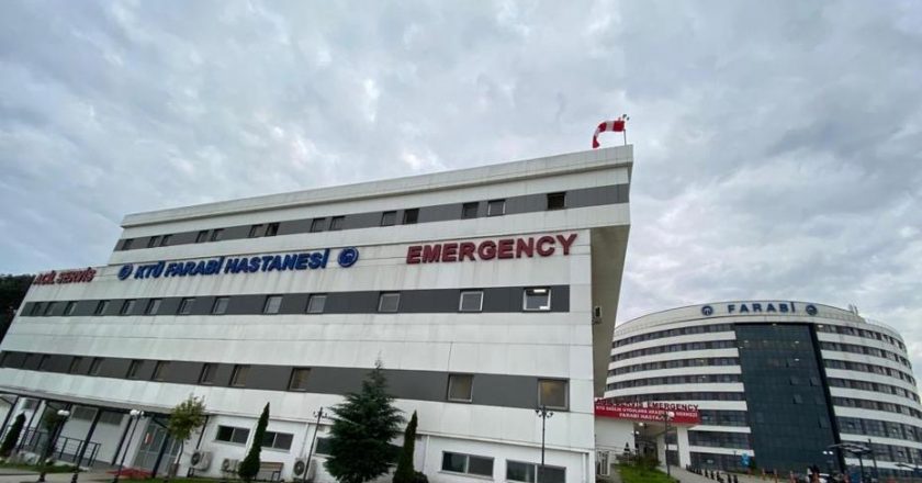 “Profesöre ‘bıçak parası’ soruşturmasında gözaltı”