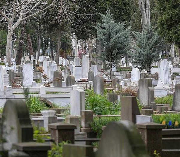 İBB’den mezar yerlerine dev zam: En yüksek fiyat 335 bin TL!